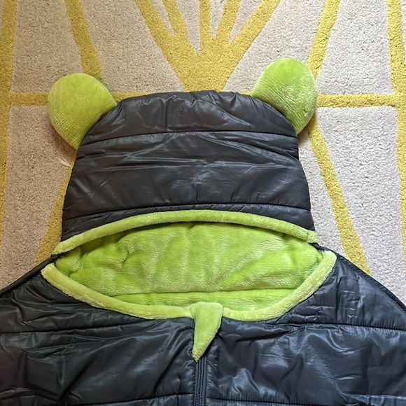 Kids sleeping bag with carrying bag. - Picture 4 of 6